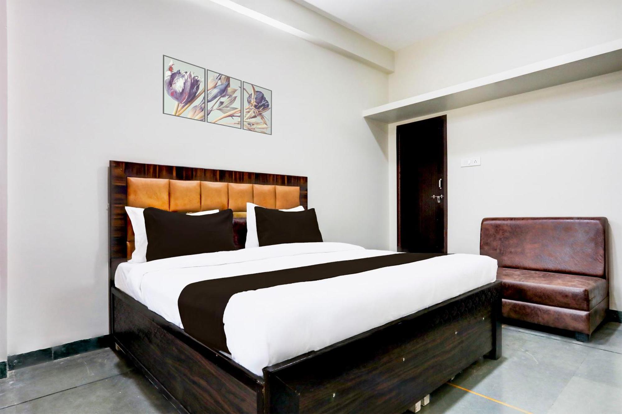 Hotel O The Baba Gest House Indore Zewnętrze zdjęcie